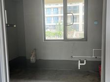 柯城 江澜家园 3室2厅 93.45㎡ 71万
