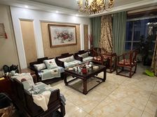 裕华 万达广场 3室2厅 125.07㎡ 165万