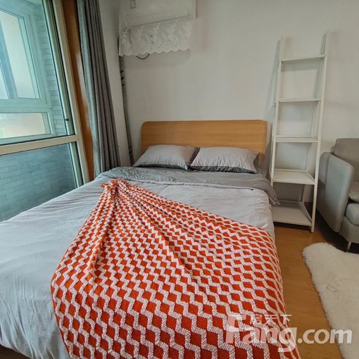 合租:主卧昌平龙泽风雅园一区 4室1厅 20㎡ 2300元/