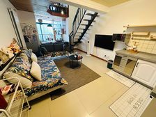 复式70年 二楼已加宽改造 送家电家具 业主急售 拎包入住