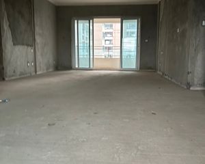 温江 枫丹西悦 4室2厅 162.13㎡ 128万
