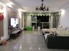 隆鑫十里画卷3室2厅2卫东西朝向198.00万元出售