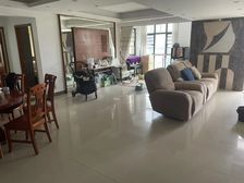 畔江花园5室2厅3卫西北朝向1690.00万元出售