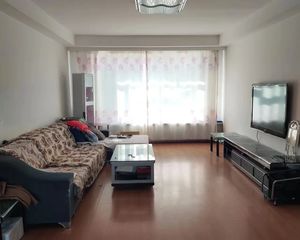 庆龙小区3室2厅2卫南朝向85.00万元出售