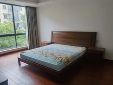 祥生福田花园4室2厅2卫南朝向179.00万元出售