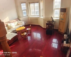 海淀 颐阳山水居西区百合园3室3厅 136.80㎡ 298