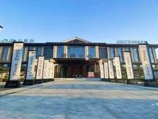云山凉都4室2厅2卫南朝向56.00万元出售