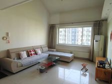 卧龙花园5室3厅3卫南北朝向219.00万元出售