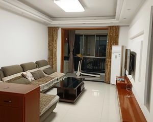 南北通透三居室 青云谱94平温馨家