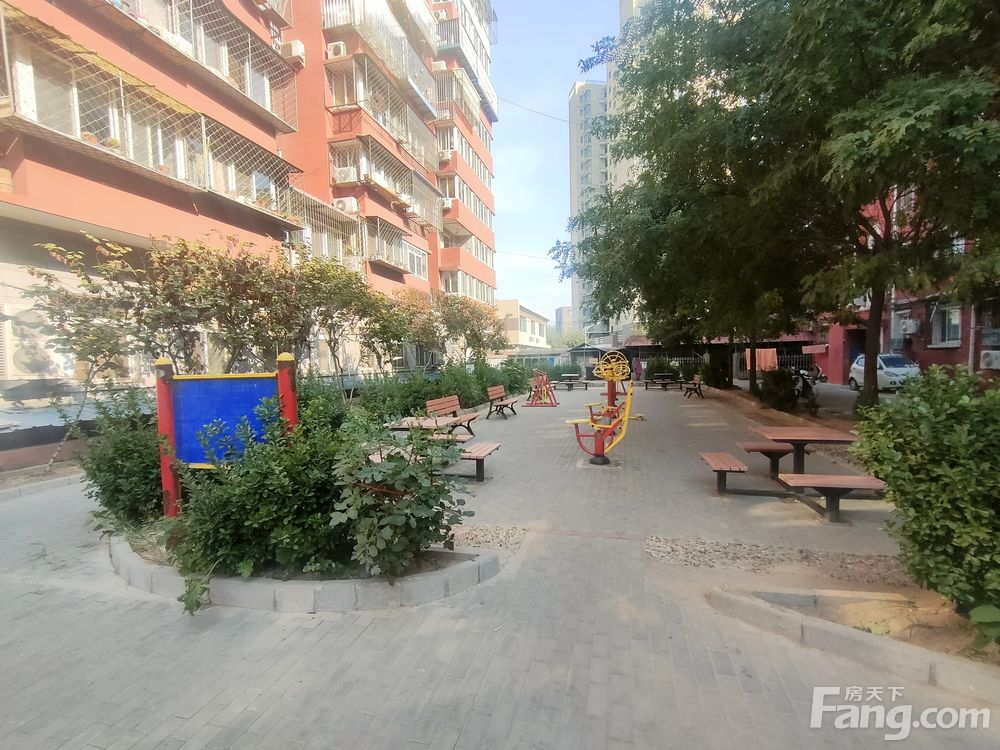 小区相关图