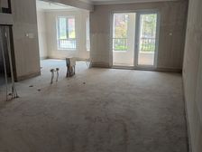 牟平 招商依云水岸 2室2厅 一楼带小院