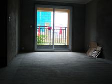 安阳 建业春天里(安阳) 3室1厅带车库,小院,地下室