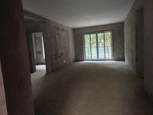 巨亏急售 爱情谷洋房,两层超220平方 大花园