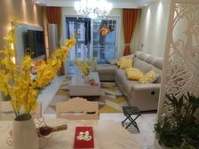 二环内三地铁口,学区,139万,含车位家电,17层,2室2厅