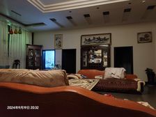 通川区金山商厦4室2厅,上证152,赠送约80,实得230