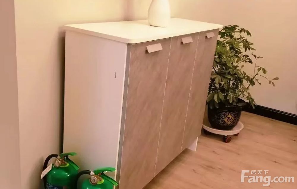 冠农汇景台小区租房,两室一厅, 库尔勒新市政府冠农汇景台84