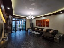 稳定居家绝佳优选! 凤凰湾驭府 4室2厅性价比出售!