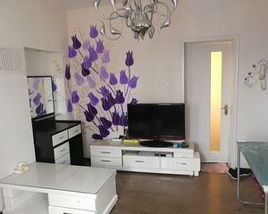 河东三片 懿德园 1室1厅1卫 诚心出售