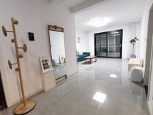 满五**,税费少,家具齐全可拎包入住!房东直售