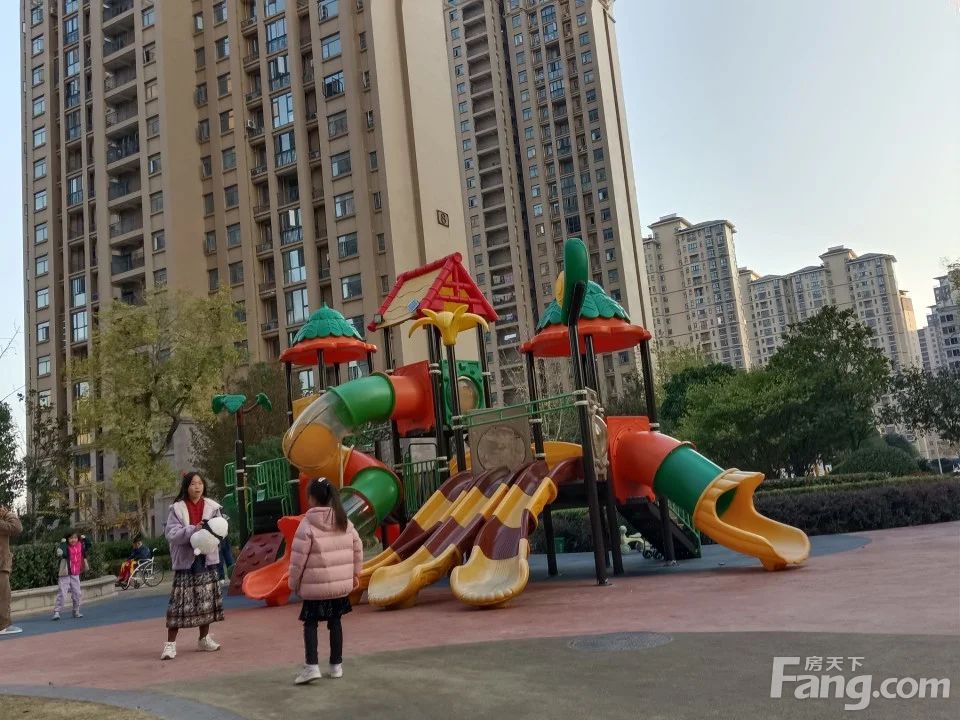 小区相关图