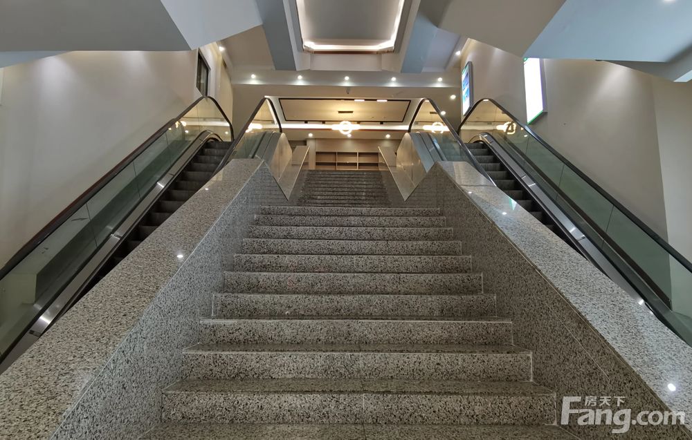 云岩北京路京瑞大厦商业综合体楼172421