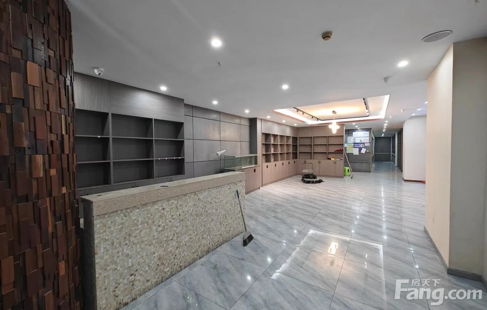 云岩北京路京瑞大厦商业综合体楼172421