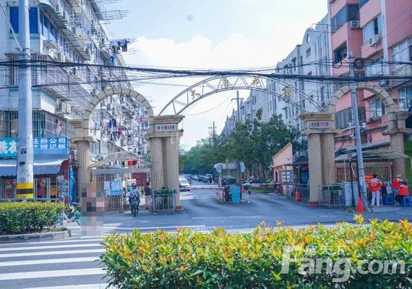 小区相关图