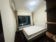 恒大绿洲四房南北精装大平层