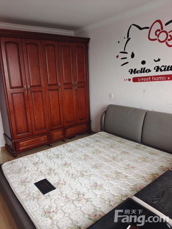 金山 金房花苑 3室2厅