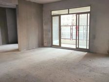 中辉国际二期3室2厅,采光好,户型方正