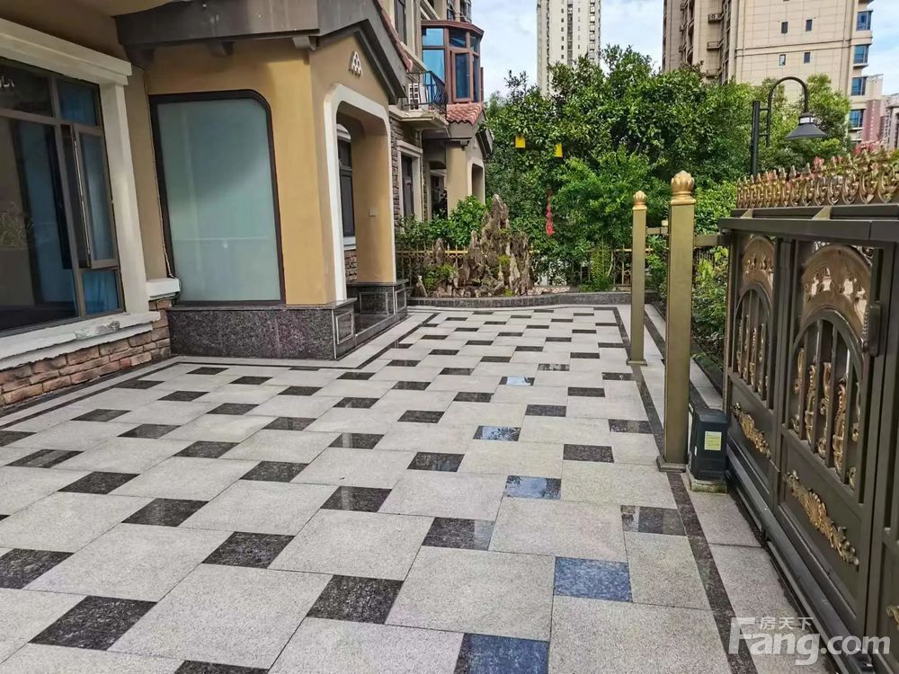 小区相关图