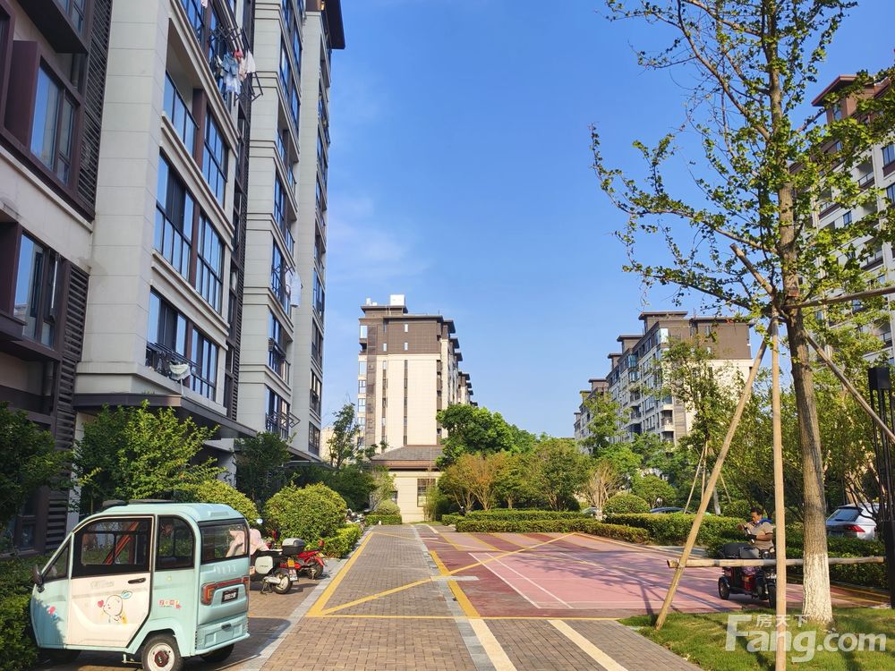 小区相关图