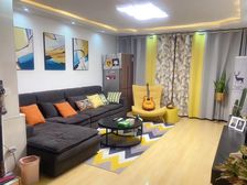 5 1复式二楼独立卫生间卧室均已装修小区免费停车