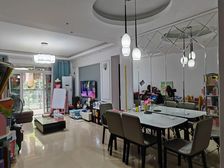 房东直卖 芸峰天梭派 精装3房(新装儿童房)轻轨出行 朝中庭