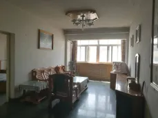 �������м���Ժ