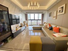 精装修 保利印江南一期 3室2厅 价格可议