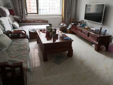 泰山公馆温馨两居,南北通透,舒适宜居