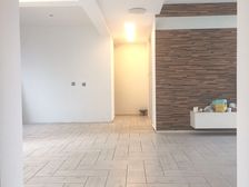 无遮挡,视野好,中间楼层,可看金鸡湖湖景