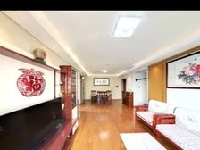 中建国熙台高层东户 3室2厅精装修,看千佛山,视野开阔。