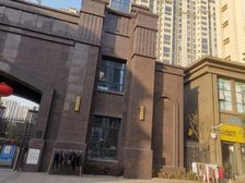 龙安花园底商第一间,非常适合做超市和快递