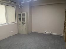 高新公交五公司紫薇龙腾新世界 纯写字楼甲级180