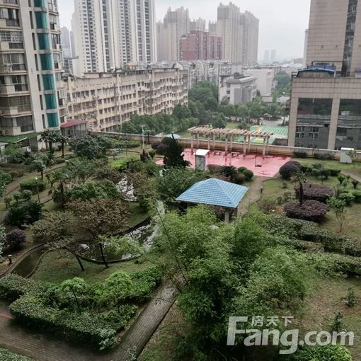  �۾������ϱ�ͨ͸һ���� ҵ��ֱ�����̨800Ԫ 