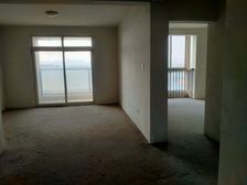 新兴小区36万阳光房带地下车位储藏室