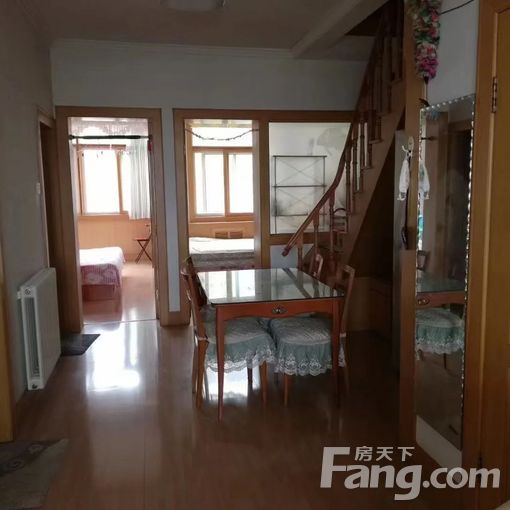  ֥���ɽ�γϻ�԰ 2��2�� 80�O 1200Ԫ/�� 