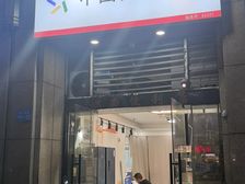 保利中央公园临街旺铺93平 可割 月租8000