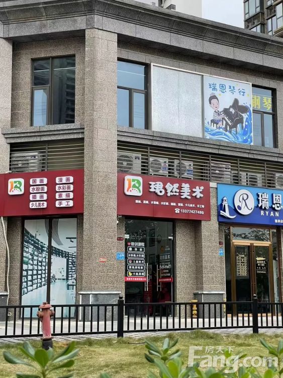 房东低价直售德润小学旁教育机构旺铺