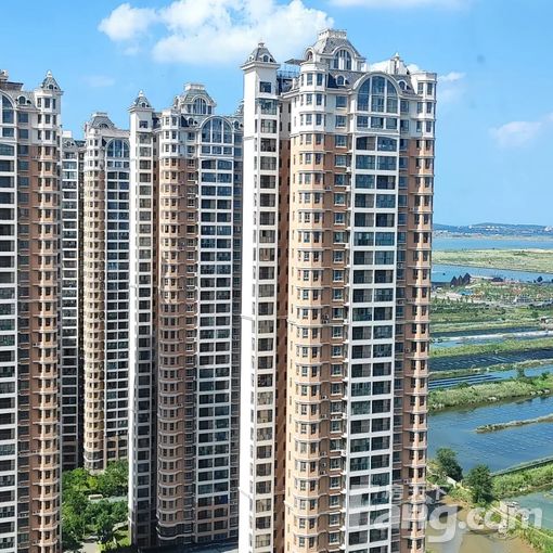  Ĳƽ�������������Ǿ�װ���� 3��2�� 105�O 1200һ�� 