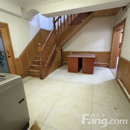  ��ɽ���½�����С�� 3��1�� 100�O 1000Ԫ/�� 