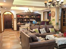 金牛 华侨城天鹅堡 4室2厅 176.00㎡ 438万