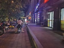 7400/平米包税 诚意卖